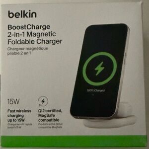Belkin Magnetic Foldable Charger - Black and White